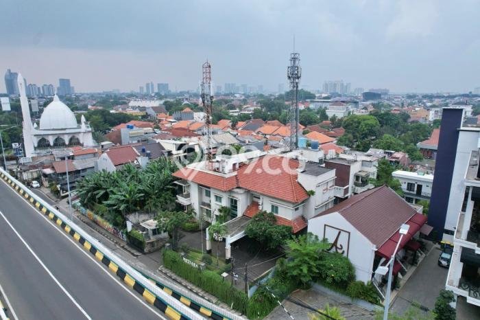Hotel Premium Kawasan Cilandak, Luas 2400m2m², Jalan Utama, Tingkat Keramaian Tinggi Hotel Premium Kawasan Cilandak, Luas 2400m2m², Jalan Utama, Tingkat Keramaian Tinggi