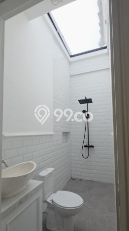 Rumah Luxury Modern Siap Huni di Pantai Indah Kapuk Jakarta Utara Rumah Luxury Modern Siap Huni di Pantai Indah Kapuk Jakarta Utara