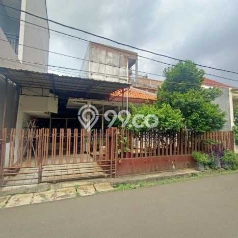 Rumah Elit Modern Tanpa Renovasi di Duri Kosambi Jakarta Barat Rumah Elit Modern Tanpa Renovasi di Duri Kosambi Jakarta Barat