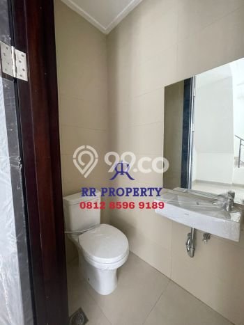 PROPERTI UNGGULAN! Rumah di Kosambi, 2 KT, Area Premium, Luas 45m² Bangunan 45m² PROPERTI UNGGULAN! Rumah di Kosambi, 2 KT, Area Premium, Luas 45m² Bangunan 45m²