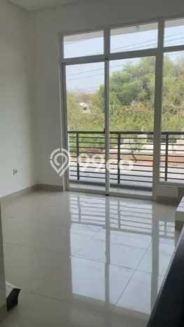 Jual Rumah 3lantai Katamaran Indah 12 Pik 4x12 Hadap Utara 3+1kt Jual Rumah 3lantai Katamaran Indah 12 Pik 4x12 Hadap Utara 3+1kt