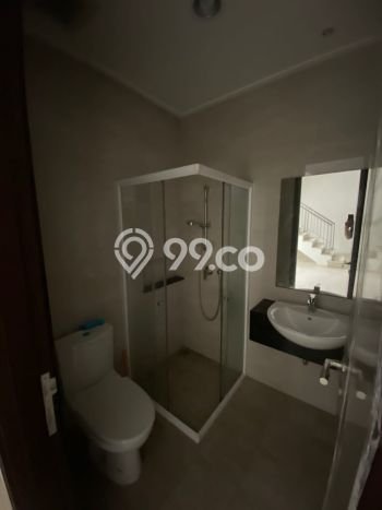 Sewa Rumah Murah di Pantai Indah Kapuk Jakarta Utara Punya 3 KT Sewa Rumah Murah di Pantai Indah Kapuk Jakarta Utara Punya 3 KT