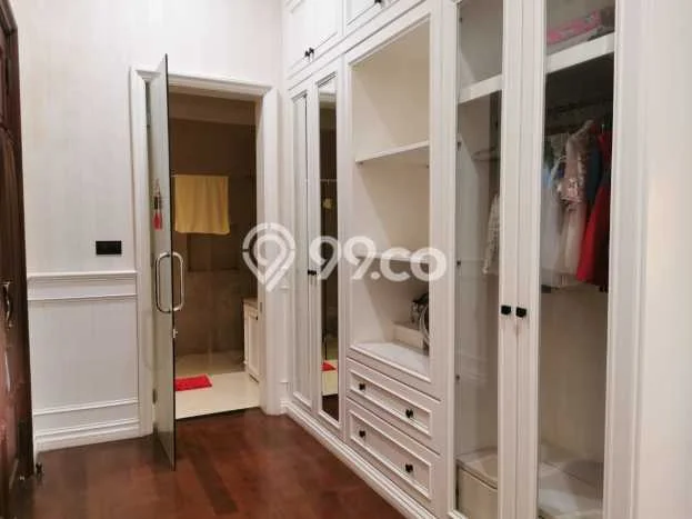For Sale! Premium House LT 1084m2 Desain Modern di Pantai Indah Kapuk For Sale! Premium House LT 1084m2 Desain Modern di Pantai Indah Kapuk