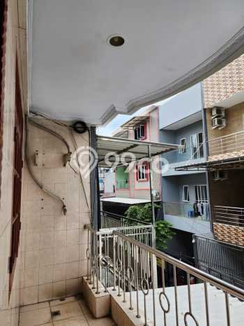 Rumah Sewa Jakarta Utara LT 67m2 LB 200m2 Kawasan Teluk Gong Rumah Sewa Jakarta Utara LT 67m2 LB 200m2 Kawasan Teluk Gong