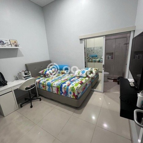 Ready to Use! Luxury House LT 175m2 Desain Elegan di Pantai Indah Kapuk Ready to Use! Luxury House LT 175m2 Desain Elegan di Pantai Indah Kapuk