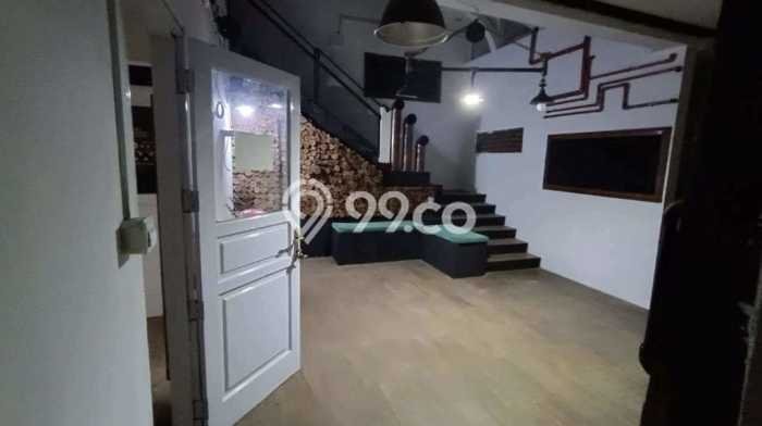 Unit Komersial Dijual di Bandung LT 308m2 & LB 461m2 Unit Komersial Dijual di Bandung LT 308m2 & LB 461m2