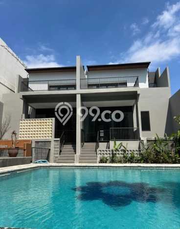 Rumah Mewah LB 298m2 Siap Huni Desain Elegan di Dago, Bandung Rumah Mewah LB 298m2 Siap Huni Desain Elegan di Dago, Bandung