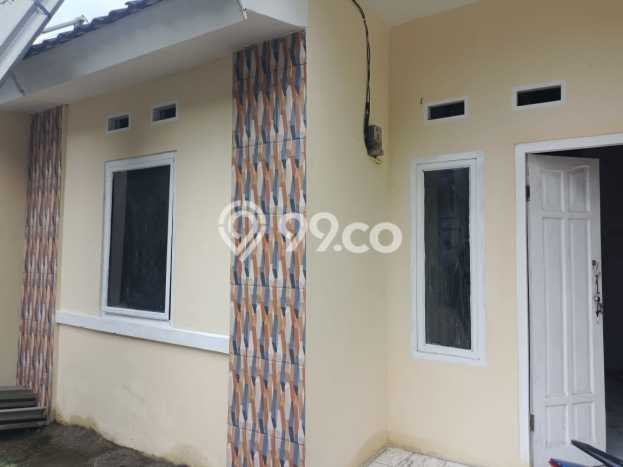 Jual Rumah Bagus Siap Huni LB 100m2 di Tangerang, Tangerang Jual Rumah Bagus Siap Huni LB 100m2 di Tangerang, Tangerang