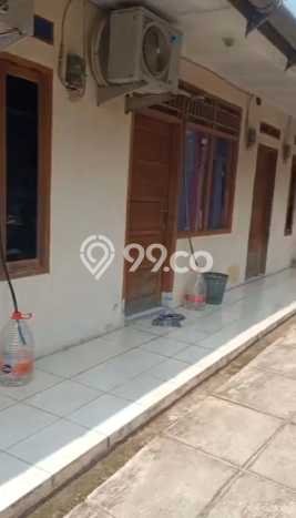 Rumah Kost untuk Dijual di Cikampek dengan 24 KT, 24 KM, Luas 160m2 Rumah Kost untuk Dijual di Cikampek dengan 24 KT, 24 KM, Luas 160m2