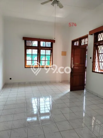 Sewa cepat hunian minimalis lokasi strategis 2 Kamar di Ampera, Jakarta Selatan Sewa cepat hunian minimalis lokasi strategis 2 Kamar di Ampera, Jakarta Selatan