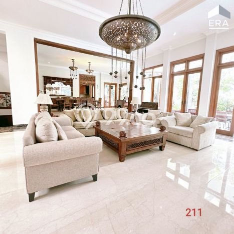Disewakan Rumah Nyaman LT 1200m2 / LB 1000m2 di Pondok Indah, Jakarta Selatan Disewakan Rumah Nyaman LT 1200m2 / LB 1000m2 di Pondok Indah, Jakarta Selatan