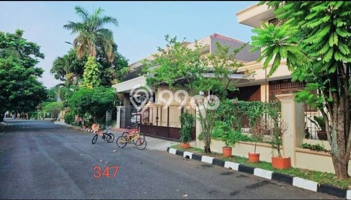 KESEMPATAN TERBAIK! Rumah area Tanjung Barat, 4 KT, Siap Huni, Luas 320m² LB 450m² KESEMPATAN TERBAIK! Rumah area Tanjung Barat, 4 KT, Siap Huni, Luas 320m² LB 450m²