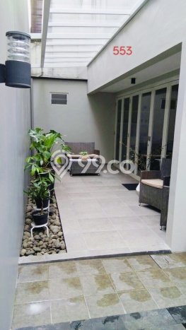Jual Rumah Luas Elegan Dengan View Eksklusif di Bintaro, Tangerang Selatan Jual Rumah Luas Elegan Dengan View Eksklusif di Bintaro, Tangerang Selatan
