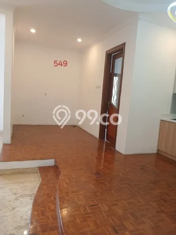 Rumah Bagus Siap Huni Di Serpong Utara Luas 325m2 Lokasi Strategis Rumah Bagus Siap Huni Di Serpong Utara Luas 325m2 Lokasi Strategis