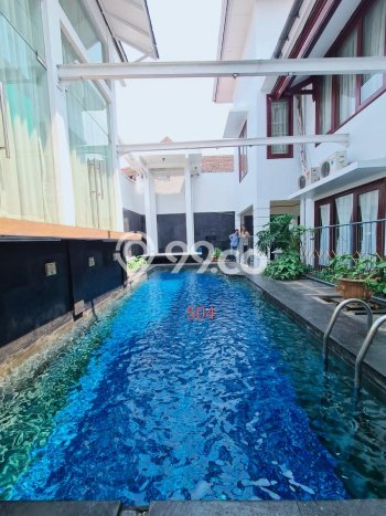 PENAWARAN EKSKLUSIF! Rumah di Ampera, 5 KM, Area Premium, LT 420m² LB 350m² PENAWARAN EKSKLUSIF! Rumah di Ampera, 5 KM, Area Premium, LT 420m² LB 350m²