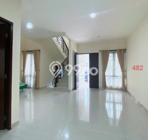 PROPERTI UNGGULAN! Rumah di Cipete, 4 KT, Area Premium, LT 162m² LB 200m² PROPERTI UNGGULAN! Rumah di Cipete, 4 KT, Area Premium, LT 162m² LB 200m²