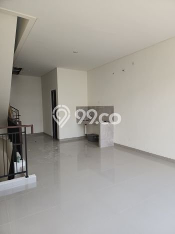 Ruko Disewa di Tangerang dengan LB 102m2 Area Komersial Ramai Ruko Disewa di Tangerang dengan LB 102m2 Area Komersial Ramai