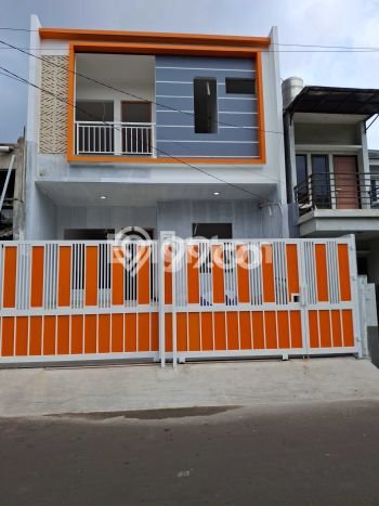 Dijual Rumah Mewah Elegan Dengan View Eksklusif di Taman Ratu, Jakarta Barat Dijual Rumah Mewah Elegan Dengan View Eksklusif di Taman Ratu, Jakarta Barat