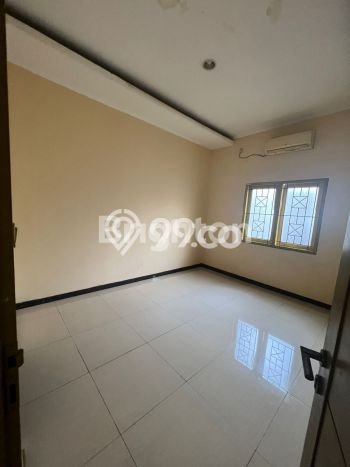 Rumah Mewah LB 200m2 Siap Huni Desain Elegan di Meruya, Jakarta Barat Rumah Mewah LB 200m2 Siap Huni Desain Elegan di Meruya, Jakarta Barat
