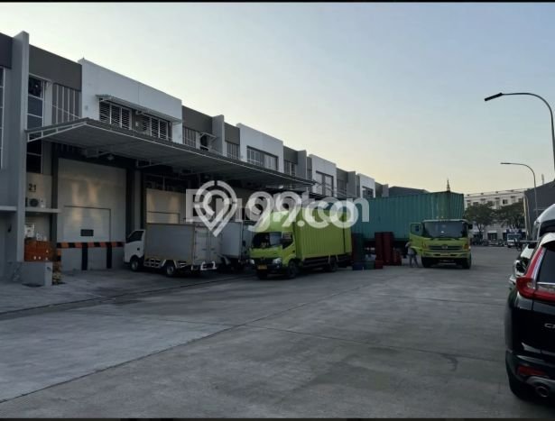 FOR SALE! Gudang di Cipondoh Tangerang, LT 120m2, LB 120m2 FOR SALE! Gudang di Cipondoh Tangerang, LT 120m2, LB 120m2