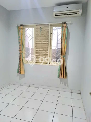 Jual Rumah Mewah Elegan Dengan View Cantik di Permata Buana, Jakarta Barat Jual Rumah Mewah Elegan Dengan View Cantik di Permata Buana, Jakarta Barat
