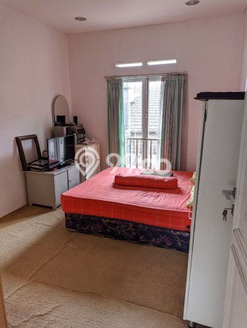 Siap Huni Rumah Mewah 5 Kamar di Sukasari Dekat ke Mana Saja Siap Huni Rumah Mewah 5 Kamar di Sukasari Dekat ke Mana Saja