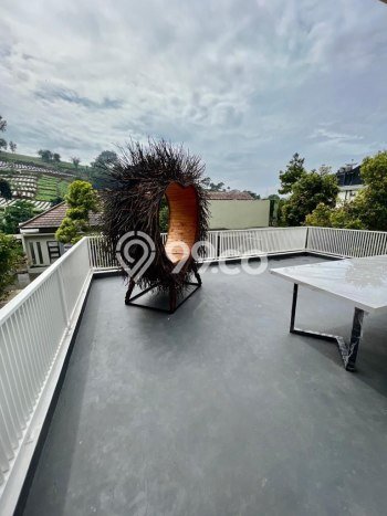 Rumah Elit Akses Mudah di Bandung Full Furnished Rumah Elit Akses Mudah di Bandung Full Furnished