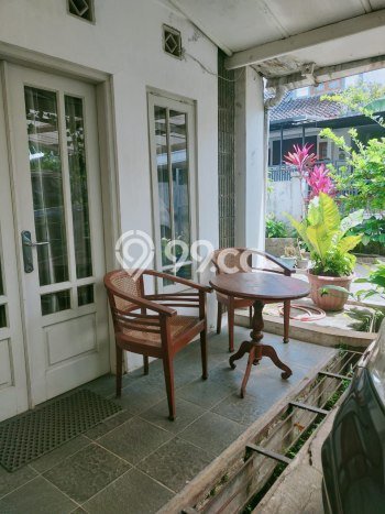 Rumah Strategis Modern Lb 150m2 di Coblong, Bandung Rumah Strategis Modern Lb 150m2 di Coblong, Bandung