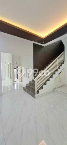 Hunian Eksklusif Dijual LT 305m2 di Margahayu, Bandung Hunian Eksklusif Dijual LT 305m2 di Margahayu, Bandung