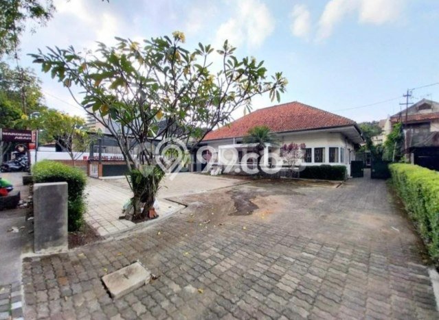 Ready to Use! Luxury House LT 1100m2 Desain Elegan di Riau Ready to Use! Luxury House LT 1100m2 Desain Elegan di Riau