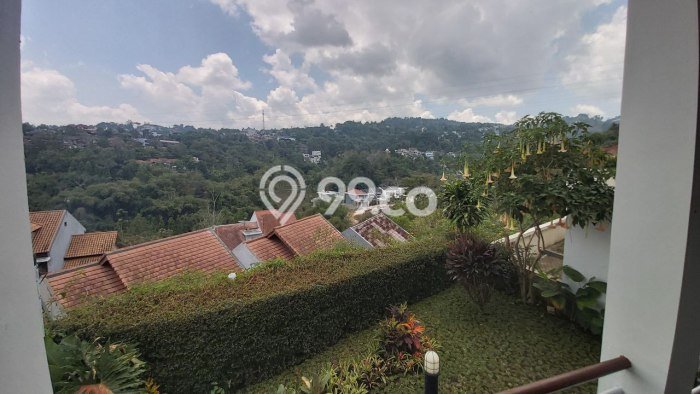 Rumah Luxury Modern Siap Huni di Dago Pakar Bandung Rumah Luxury Modern Siap Huni di Dago Pakar Bandung