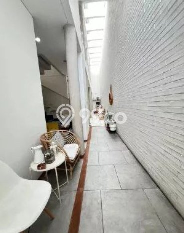 Dijual Rumah Mewah Megah Dengan View Cantik di Buah Batu, Bandung Dijual Rumah Mewah Megah Dengan View Cantik di Buah Batu, Bandung