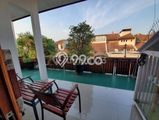 Dijual Rumah 4 Kamar Lokasi Ideal Nyaman dan Strategis di Antapani Dijual Rumah 4 Kamar Lokasi Ideal Nyaman dan Strategis di Antapani