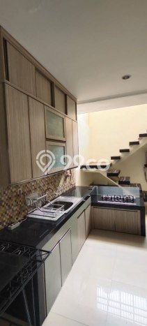 Jual Rumah Strategis Bagus Punya 3 KT di Antapani Bandung SHM Jual Rumah Strategis Bagus Punya 3 KT di Antapani Bandung SHM