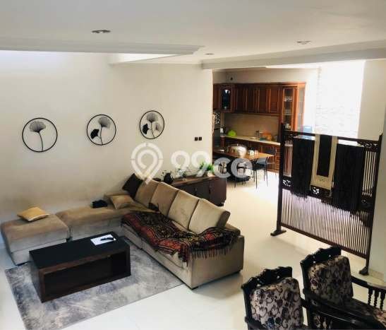 For Sale! Luxury House LT 250m2 Desain Elegan di Turangga For Sale! Luxury House LT 250m2 Desain Elegan di Turangga