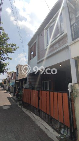 Rumah Strategis Modern Lb 120m2 di Antapani, Bandung Rumah Strategis Modern Lb 120m2 di Antapani, Bandung