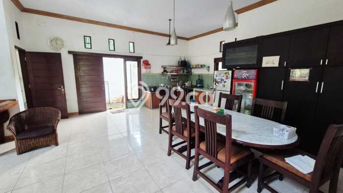Rumah area , 4 KM, Dekat Rumah Sakit, LT 300m2m² Bangunan 300m2m² Rumah area , 4 KM, Dekat Rumah Sakit, LT 300m2m² Bangunan 300m2m²