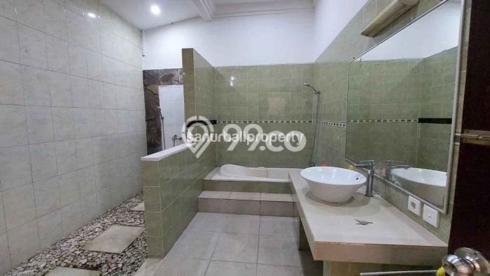 Vila Siap Huni di , Luas 0m2m², For Rent Vila Siap Huni di , Luas 0m2m², For Rent