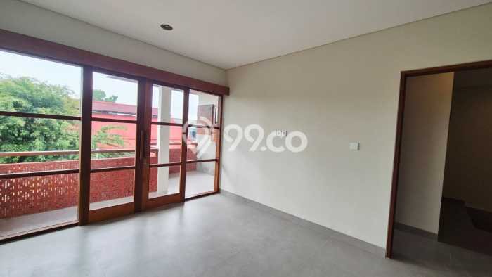Vila Strategis Kawasan , Area 0m2m², Available Segera Vila Strategis Kawasan , Area 0m2m², Available Segera