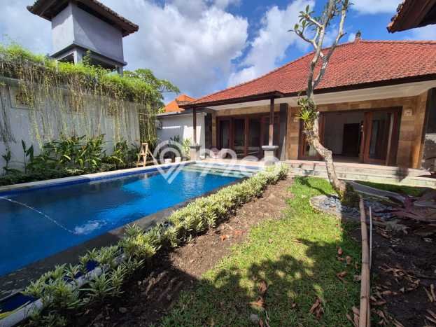 SEWA TERBAIK! Vila Kawasan , Area 0m2m², Lingkungan Asri SEWA TERBAIK! Vila Kawasan , Area 0m2m², Lingkungan Asri