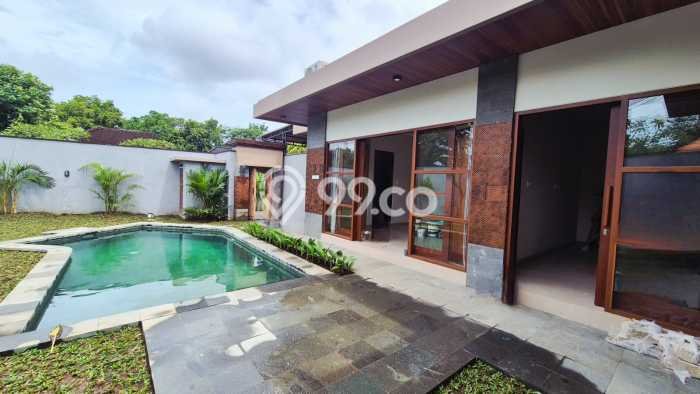 Disewakan Vila Kawasan , Luas 0m2m², Area Strategis Disewakan Vila Kawasan , Luas 0m2m², Area Strategis