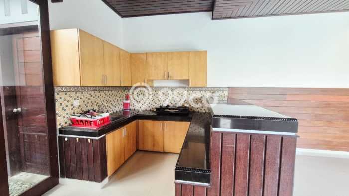 SEWA TERBAIK! Vila Kawasan , Area 0m2m², Lingkungan Asri SEWA TERBAIK! Vila Kawasan , Area 0m2m², Lingkungan Asri