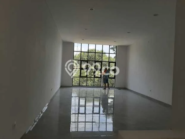 Disewakan Ruko di Pusat Kota Bandung Ramai Strategis Disewakan Ruko di Pusat Kota Bandung Ramai Strategis
