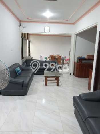 Rumah Modern 3 KT di Taman Kopo Indah Bandung Unfurnished Rumah Modern 3 KT di Taman Kopo Indah Bandung Unfurnished