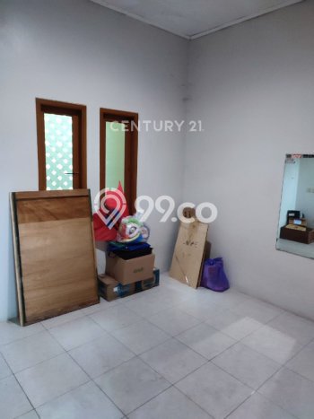 Dijual Rumah 3 Kamar Lokasi Ideal Bagus dan Strategis di Beji Dijual Rumah 3 Kamar Lokasi Ideal Bagus dan Strategis di Beji