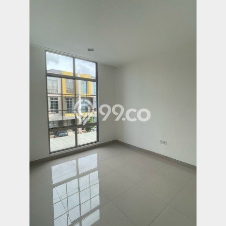 HUNIAN PILIHAN! Rumah di Pantai Indah Kapuk 2, 3 KT, Lingkungan Asri, LT 60m² Bangunan 119m² HUNIAN PILIHAN! Rumah di Pantai Indah Kapuk 2, 3 KT, Lingkungan Asri, LT 60m² Bangunan 119m²