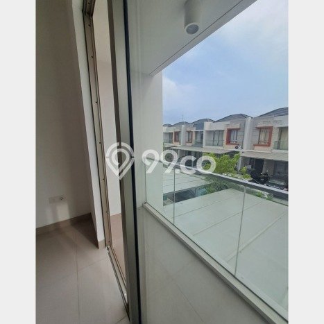 Disewakan Rumah Murah di Pantai Indah Kapuk 2 Jakarta Utara dengan 2 Kamar Tidur Disewakan Rumah Murah di Pantai Indah Kapuk 2 Jakarta Utara dengan 2 Kamar Tidur