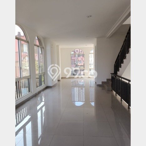 KAWASAN KOMERSIAL! Ruko For Rent di Pantai Indah Kapuk 2, Luas 232m², Lokasi Strategis KAWASAN KOMERSIAL! Ruko For Rent di Pantai Indah Kapuk 2, Luas 232m², Lokasi Strategis