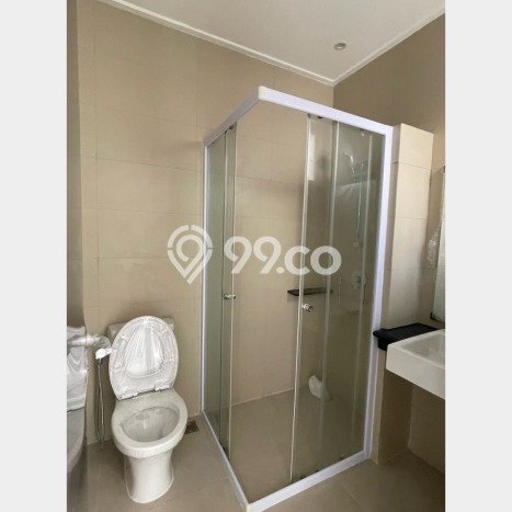 HUNIAN PILIHAN! Rumah di Pantai Indah Kapuk 2, 3 KT, Lingkungan Asri, LT 60m² Bangunan 119m² HUNIAN PILIHAN! Rumah di Pantai Indah Kapuk 2, 3 KT, Lingkungan Asri, LT 60m² Bangunan 119m²