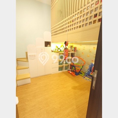 Rumah di Pantai Indah Kapuk 2, 4 KM, Dekat Fasilitas Umum, Luas 100m² LB 143m² Rumah di Pantai Indah Kapuk 2, 4 KM, Dekat Fasilitas Umum, Luas 100m² LB 143m²